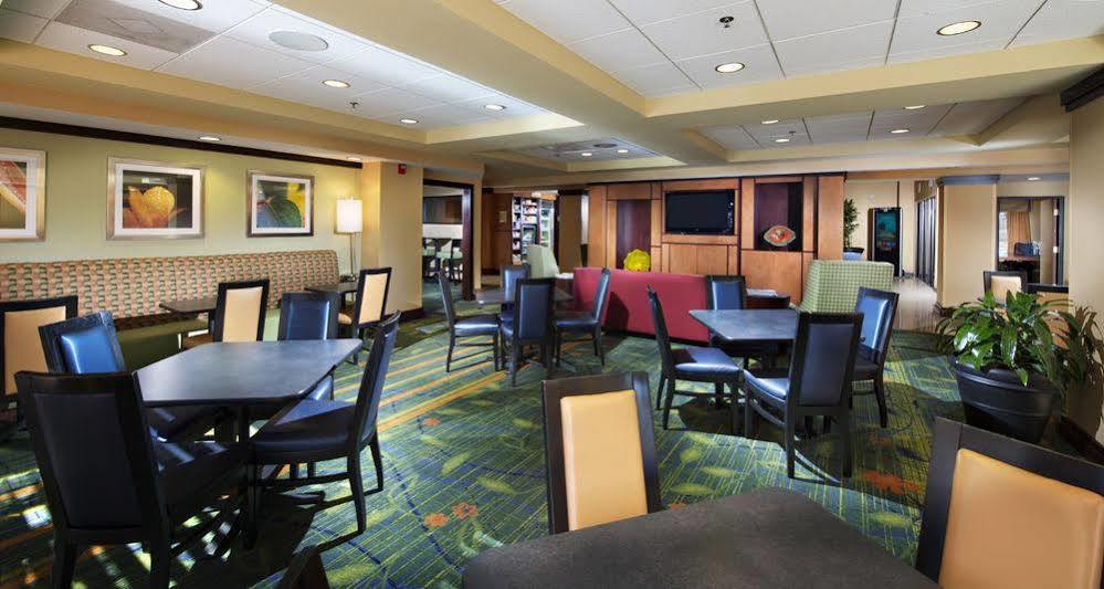 Fairfield Inn & Suites By Marriott Charleston Airport/Convention Center North Charleston Exterior photo